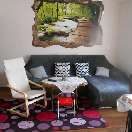 Ferienapartment-Monteurwohnung-Muldestausee Pouch Bagian luar foto